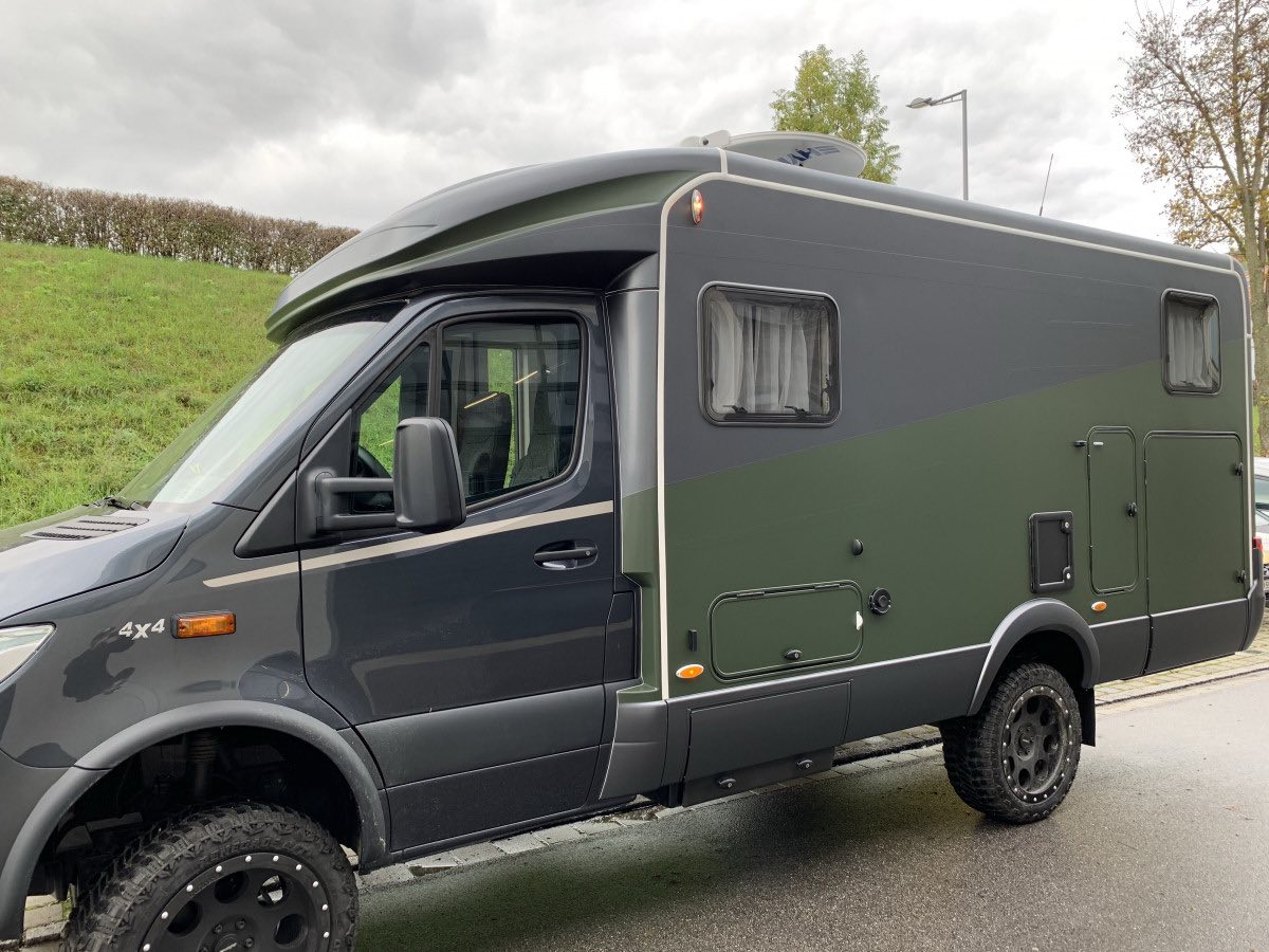 Wohnmobil-Aufbau foliert, Seitenansicht